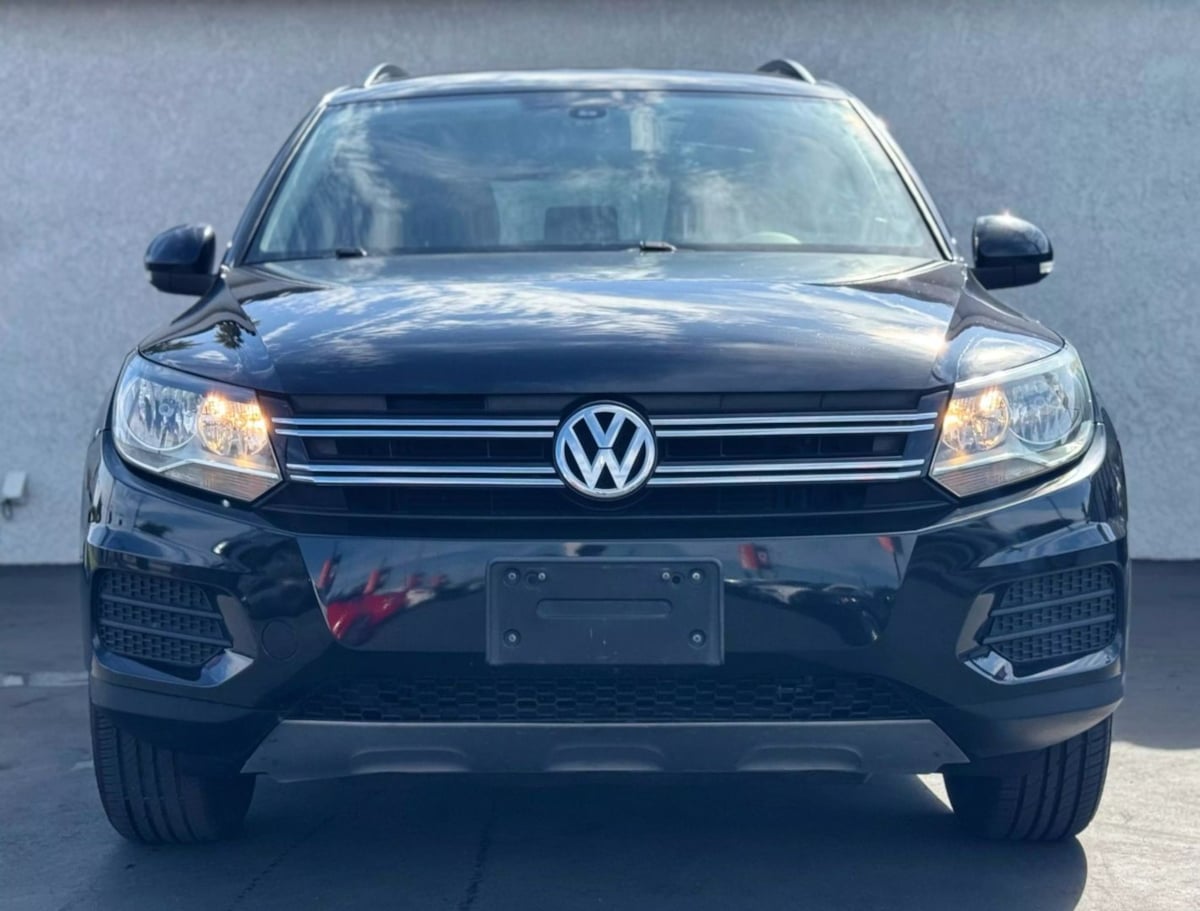 2016 Volkswagen Tiguan S photo 4