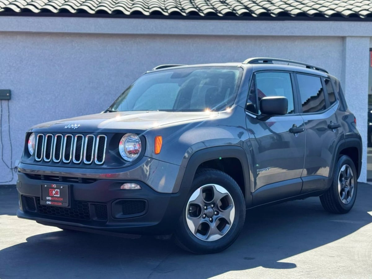 2017 Jeep Renegade Sport photo 2
