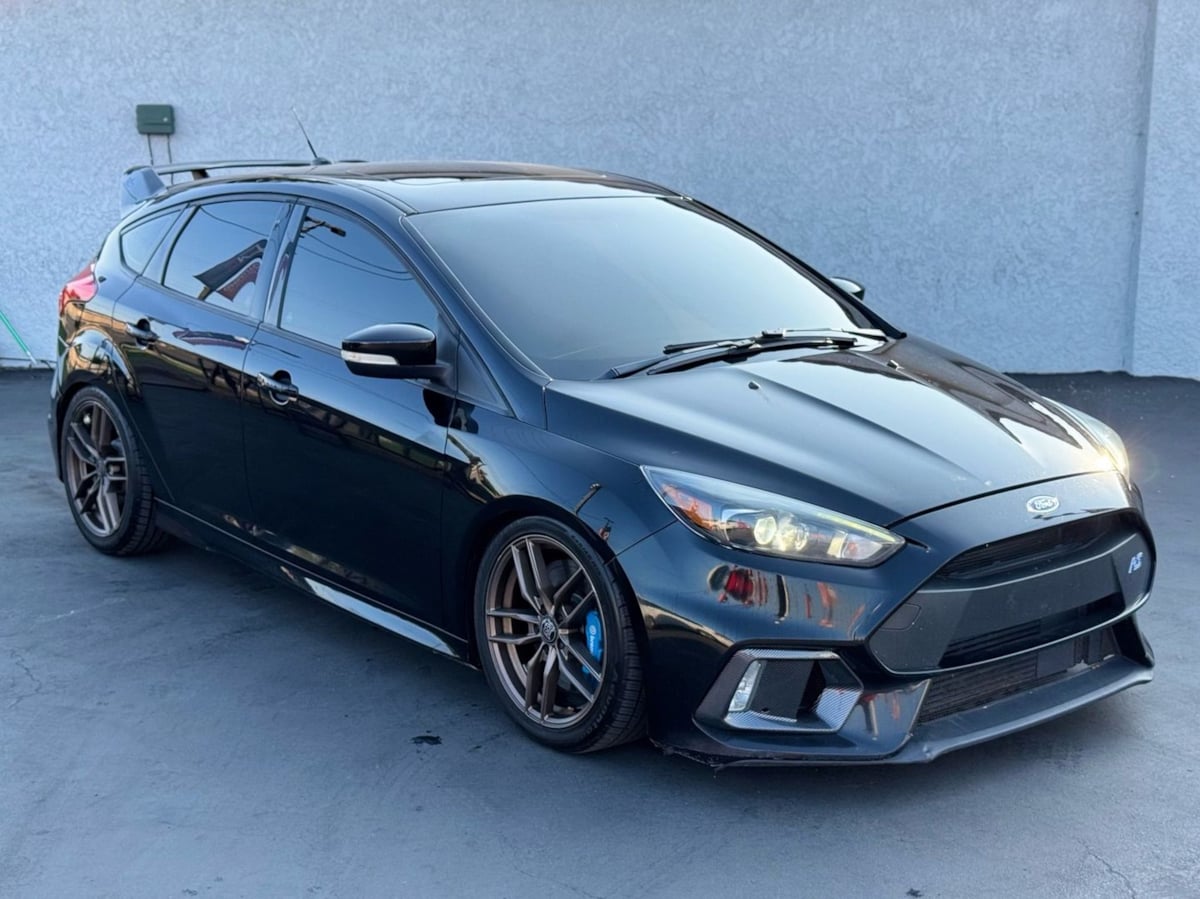 2017 Ford Focus RS photo 3