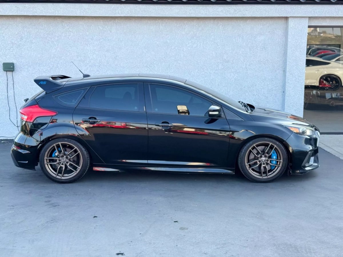 2017 Ford Focus RS photo 4
