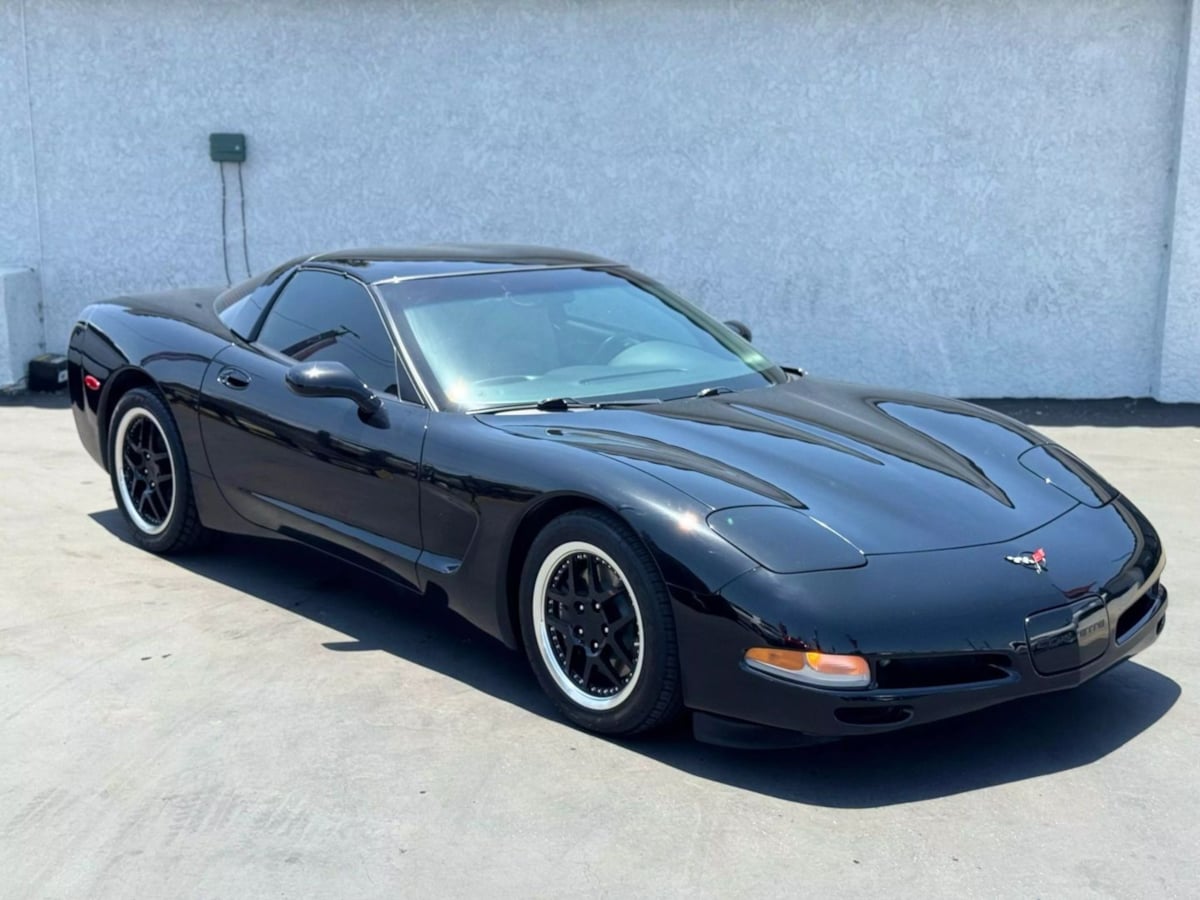 1998 Chevrolet Corvette photo 5