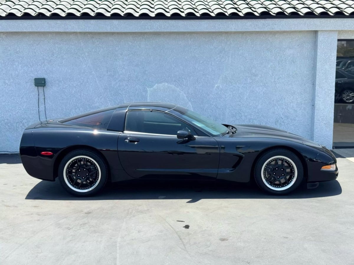 1998 Chevrolet Corvette photo 6