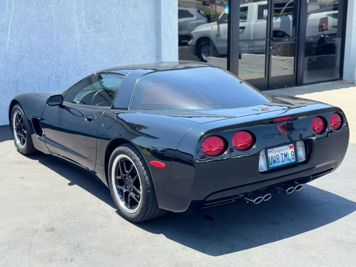 1998 Chevrolet Corvette photo 10