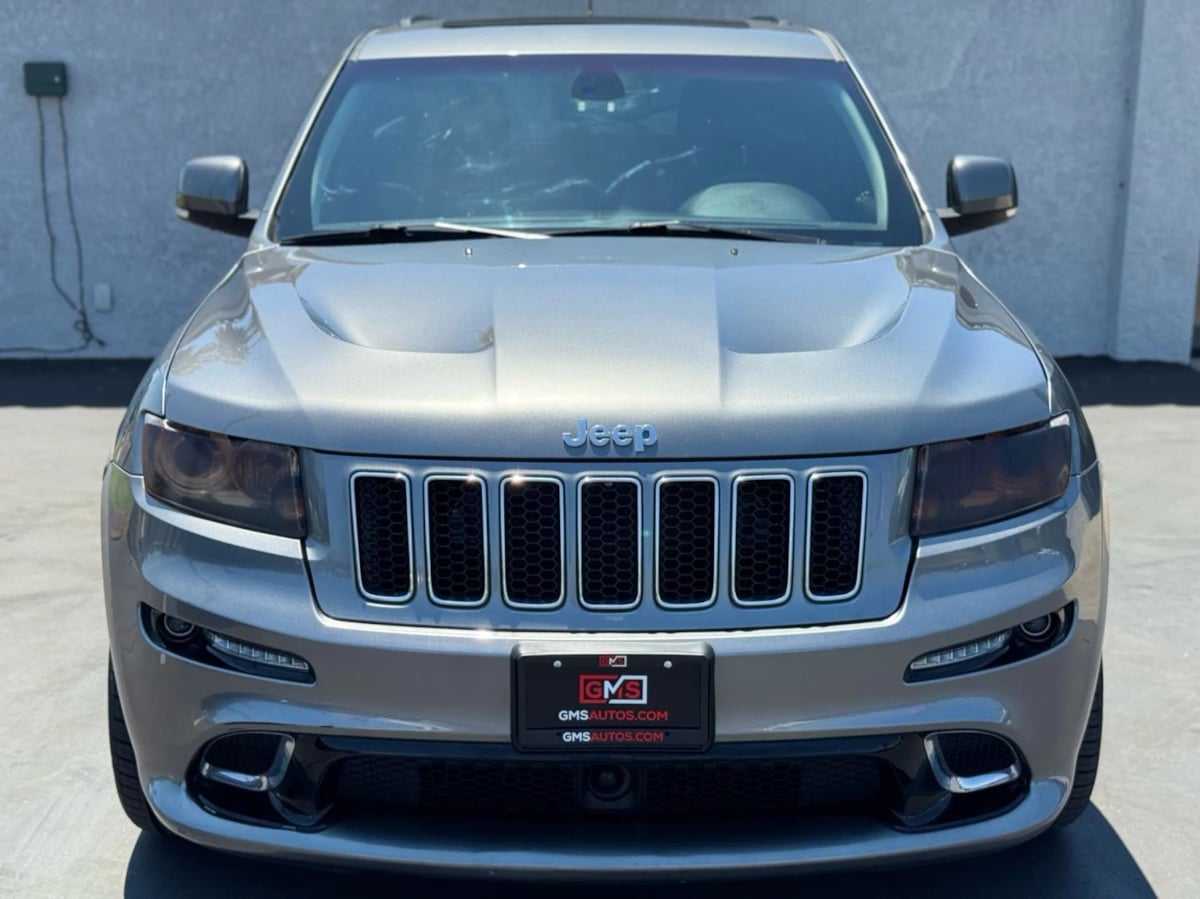 2012 Jeep Grand Cherokee SRT8 photo 3