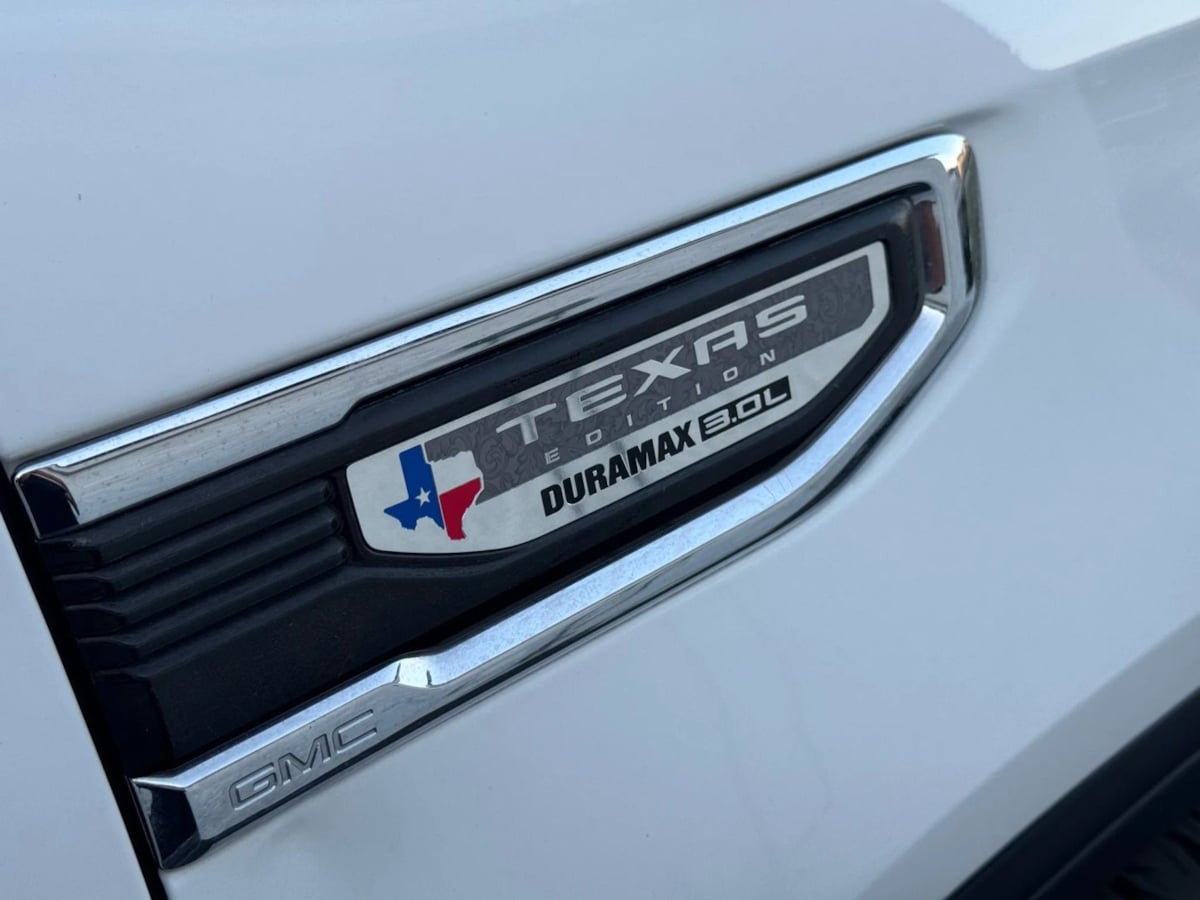 2021 Gmc Sierra 1500 SLT photo 16
