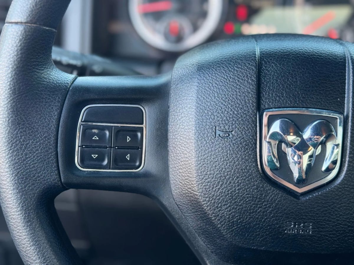 2020 Ram 1500 Classic photo 26