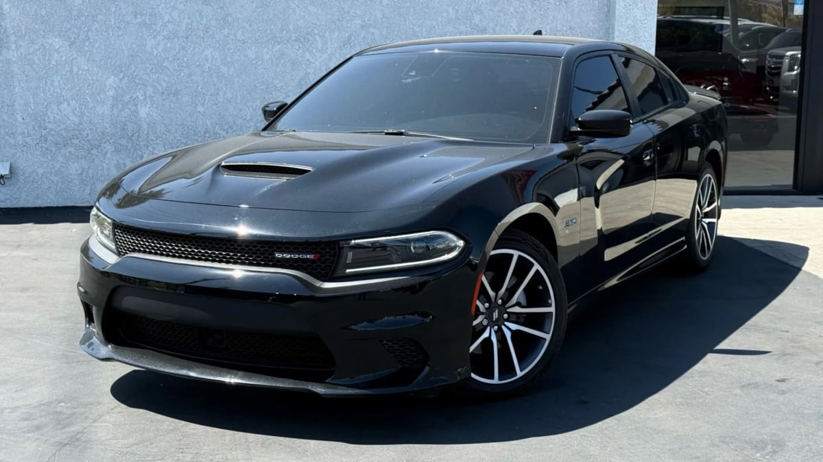 2023 Dodge Charger R/T photo 2