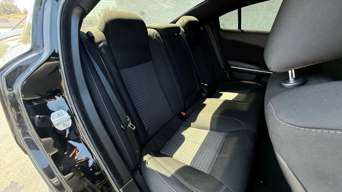 2023 Dodge Charger R/T photo 32