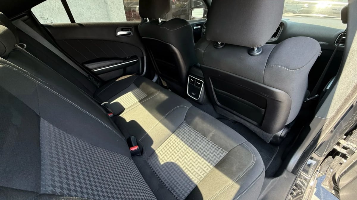 2023 Dodge Charger R/T photo 33