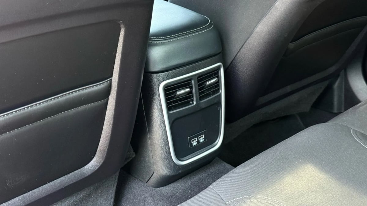 2023 Dodge Charger R/T photo 38