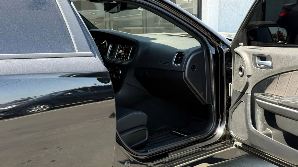 2023 Dodge Charger R/T photo 41