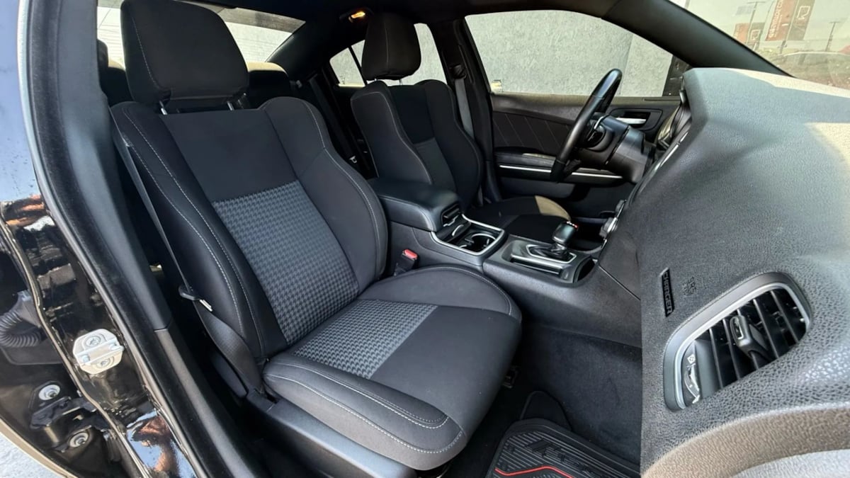 2023 Dodge Charger R/T photo 43