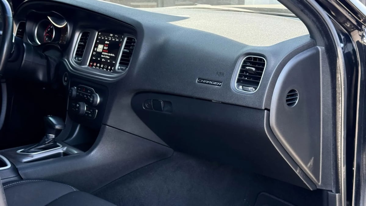 2023 Dodge Charger R/T photo 45