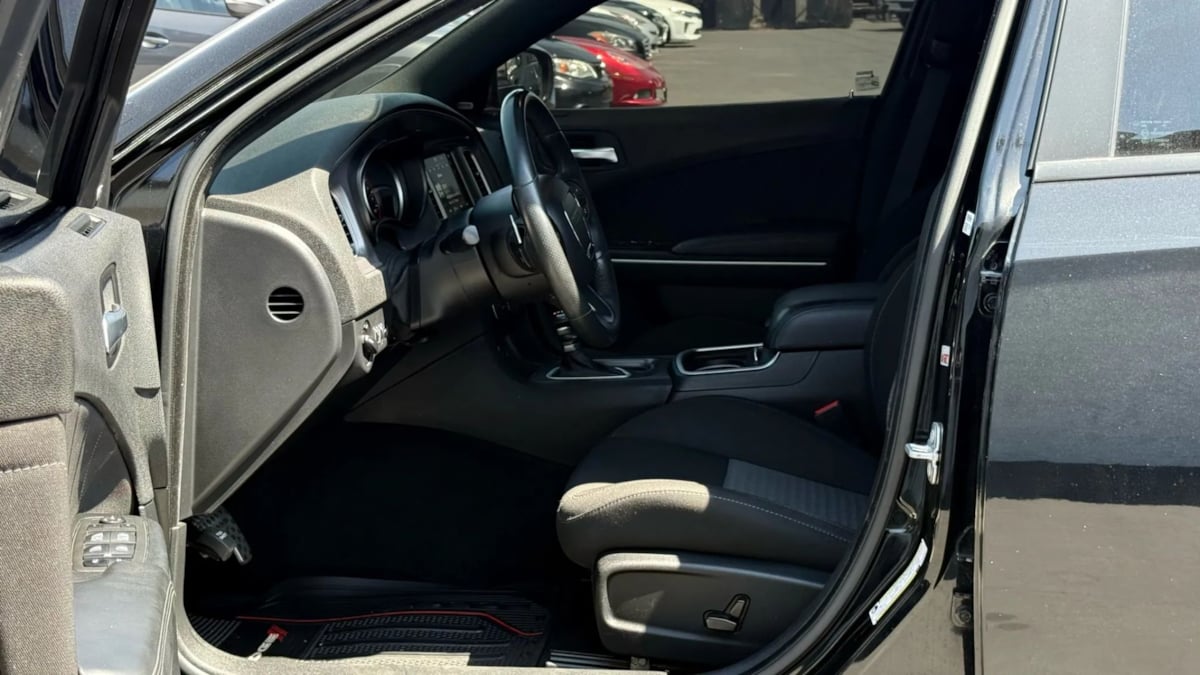 2023 Dodge Charger R/T photo 49