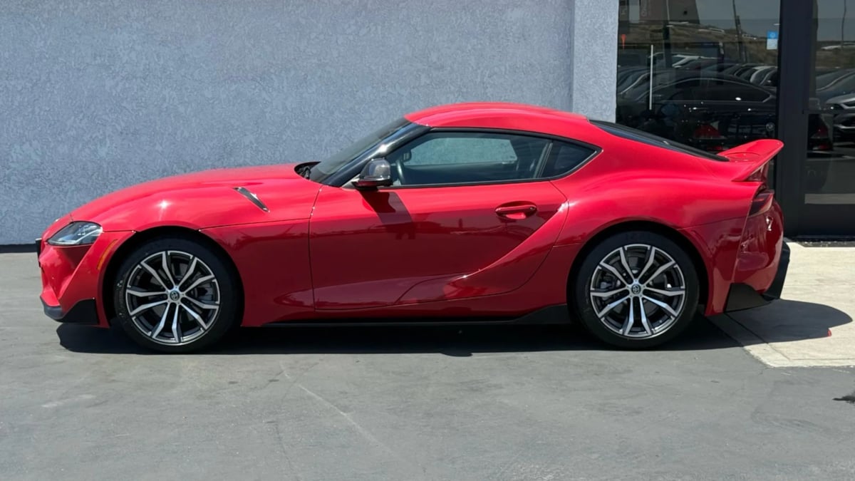 2021 Toyota Supra 2.0 photo 6