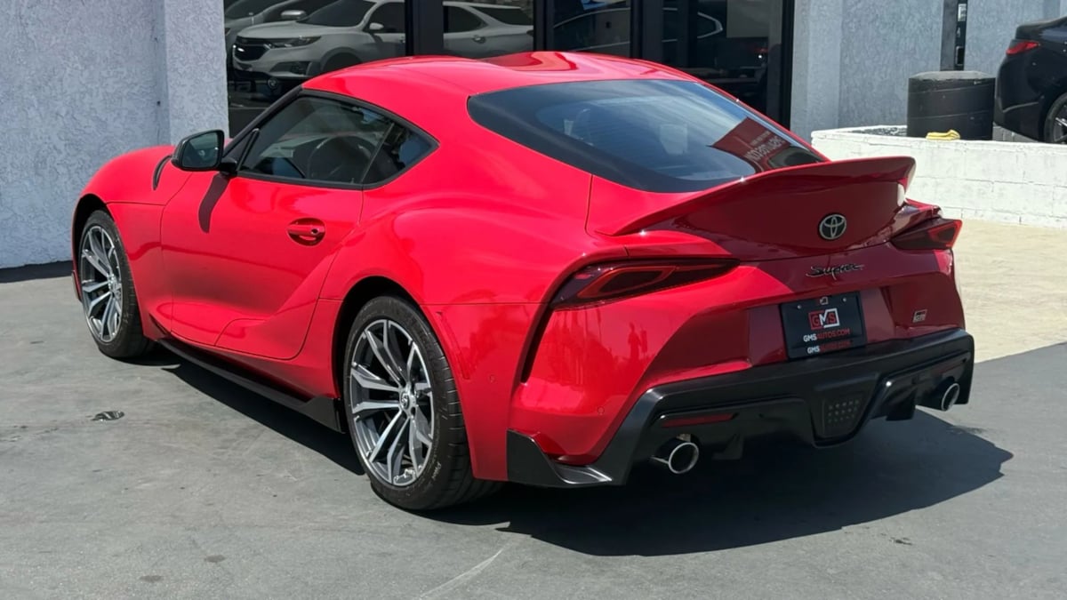 2021 Toyota Supra 2.0 photo 11