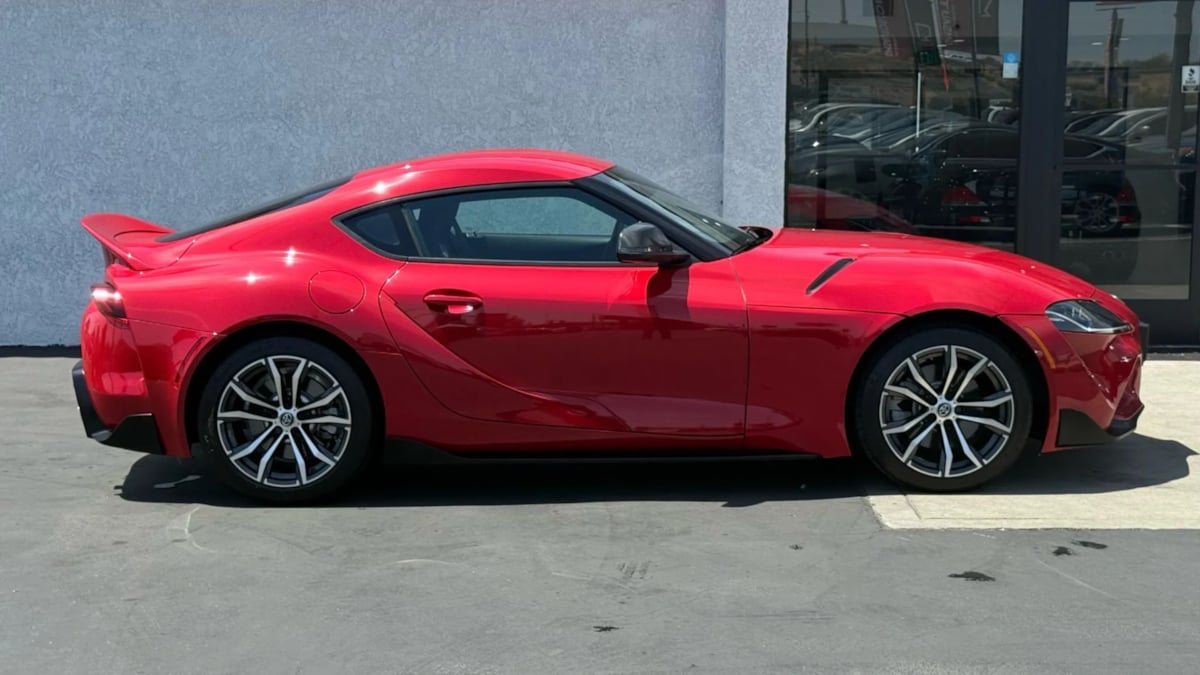 2021 Toyota Supra 2.0 photo 22