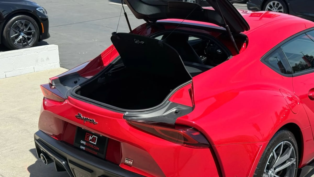 2021 Toyota Supra 2.0 photo 30