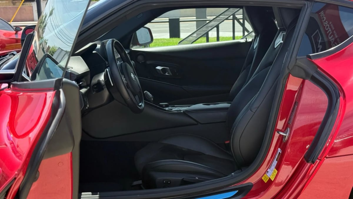 2021 Toyota Supra 2.0 photo 39