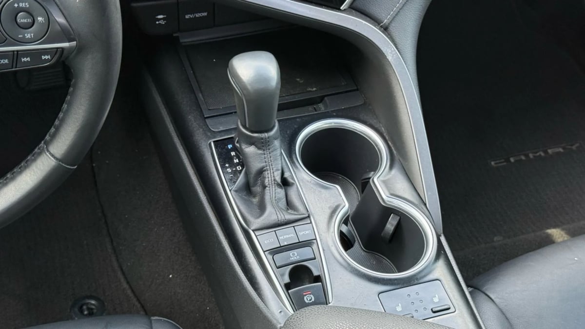 2018 Toyota Camry XSE photo 54
