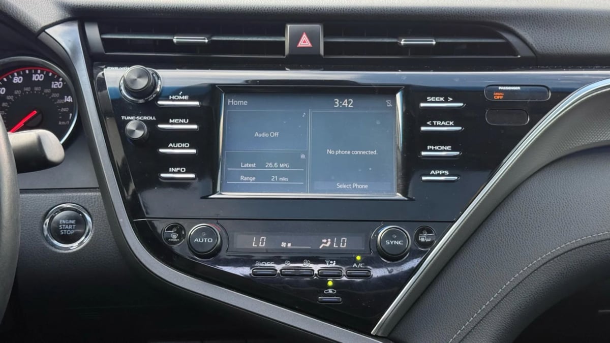 2018 Toyota Camry XSE photo 55