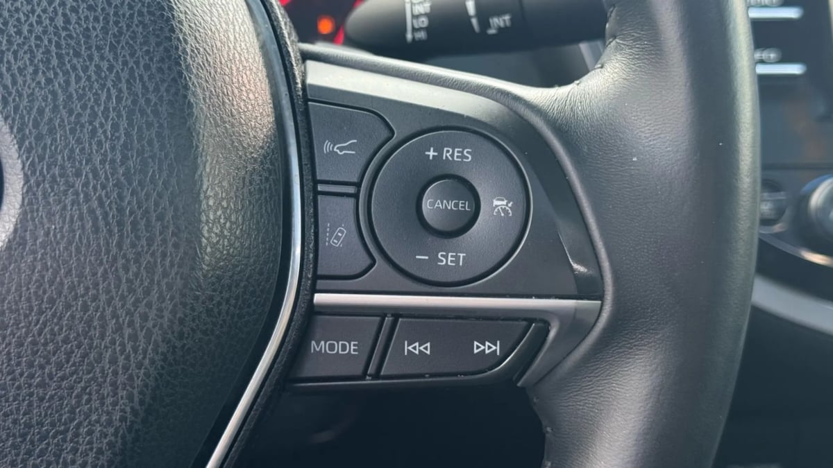 2018 Toyota Camry XSE photo 59