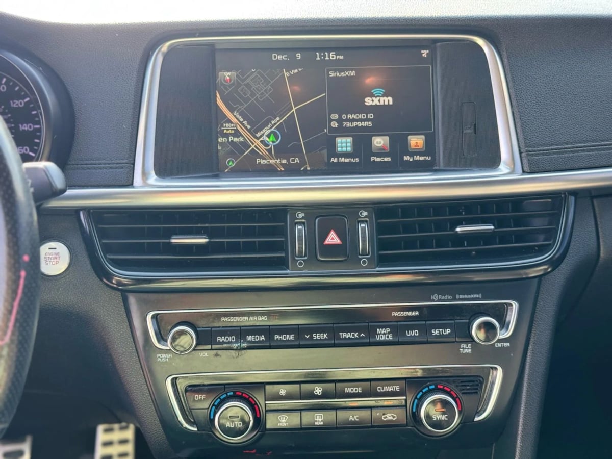 2016 Kia Optima SX Turbo photo 17