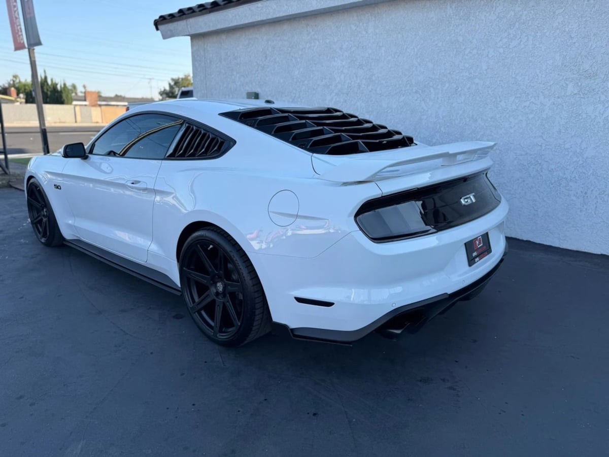 2018 Ford Mustang GT photo 2