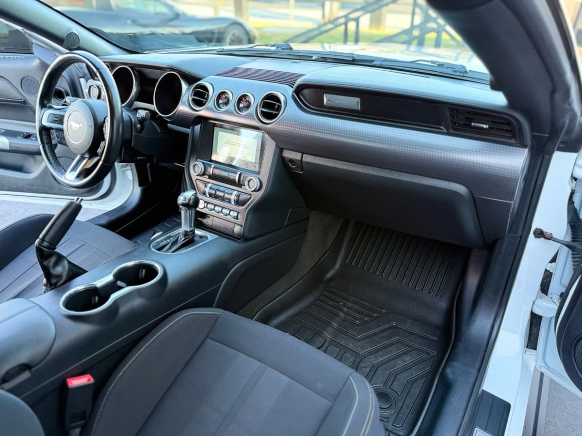 2018 Ford Mustang GT photo 12