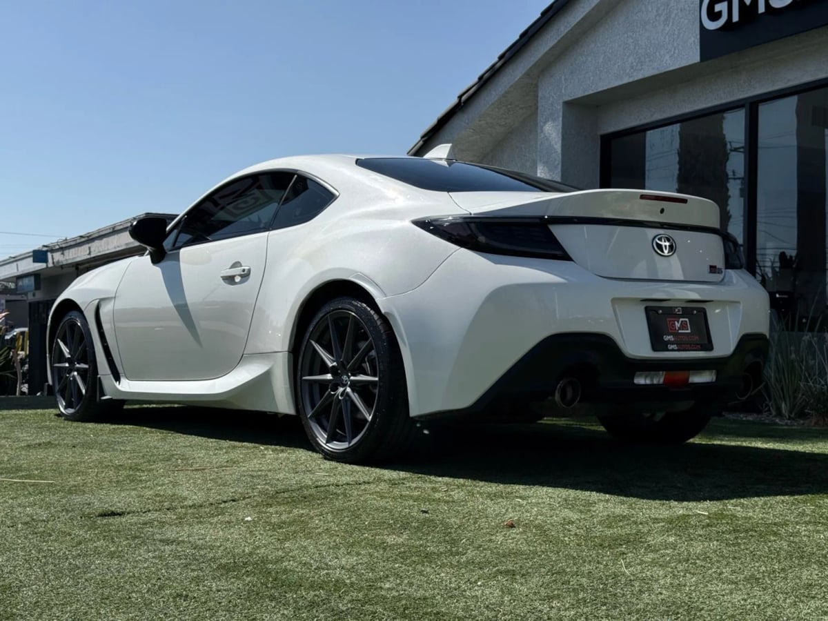 2024 Toyota GR86 photo 7