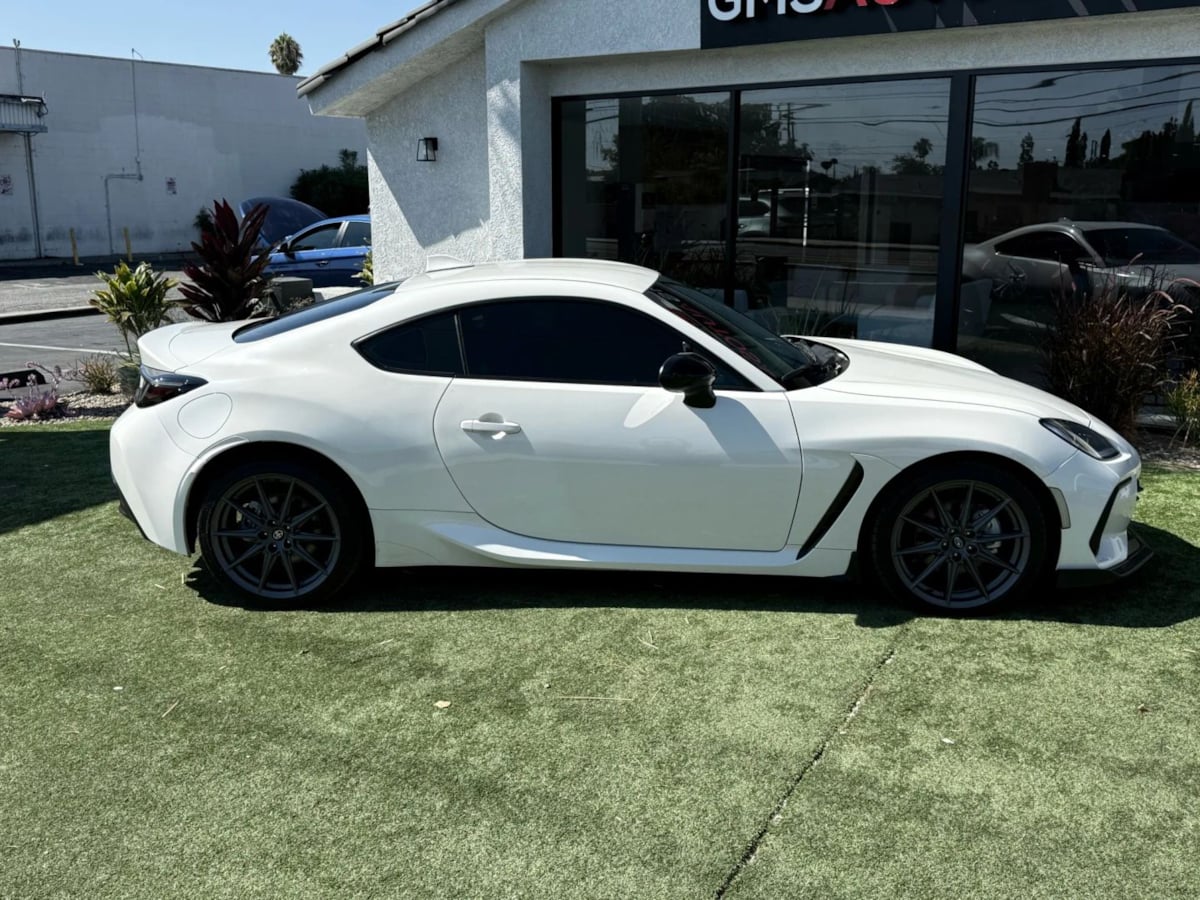 2024 Toyota GR86 photo 13