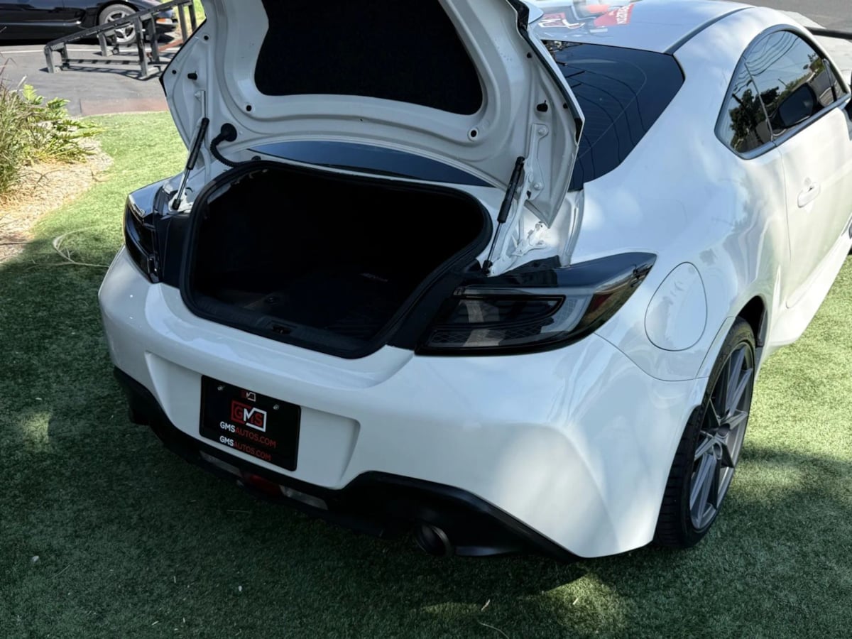 2024 Toyota GR86 photo 20