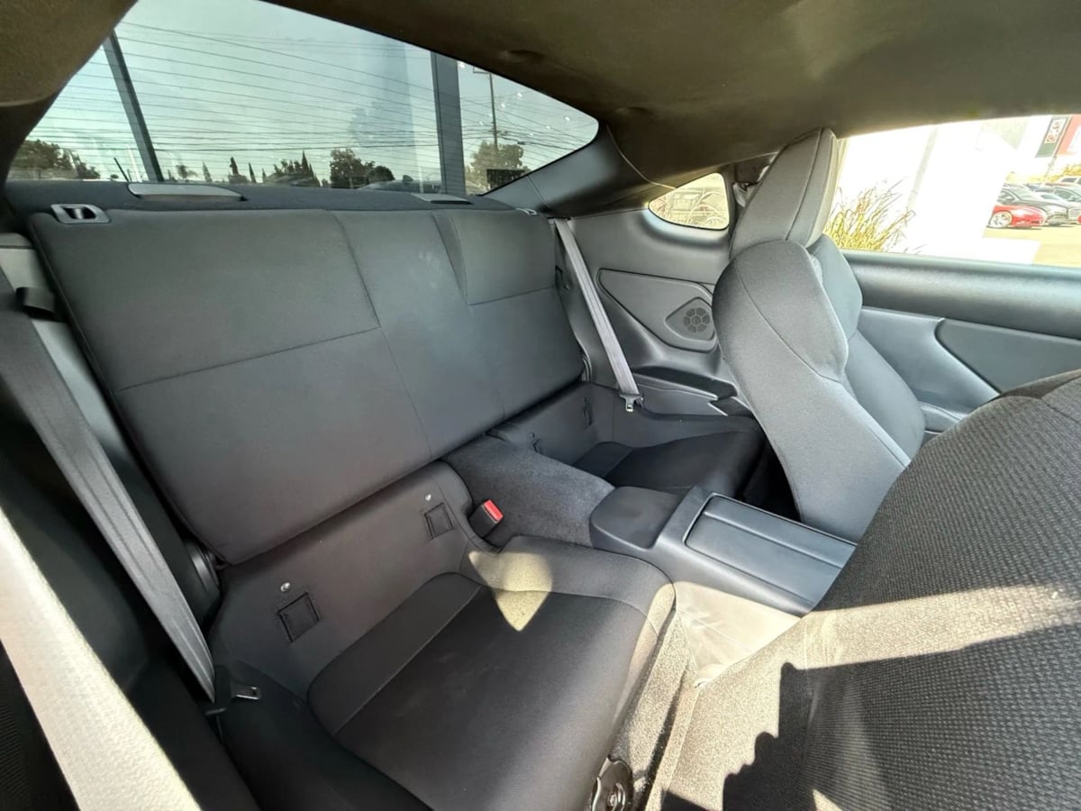 2024 Toyota GR86 photo 30