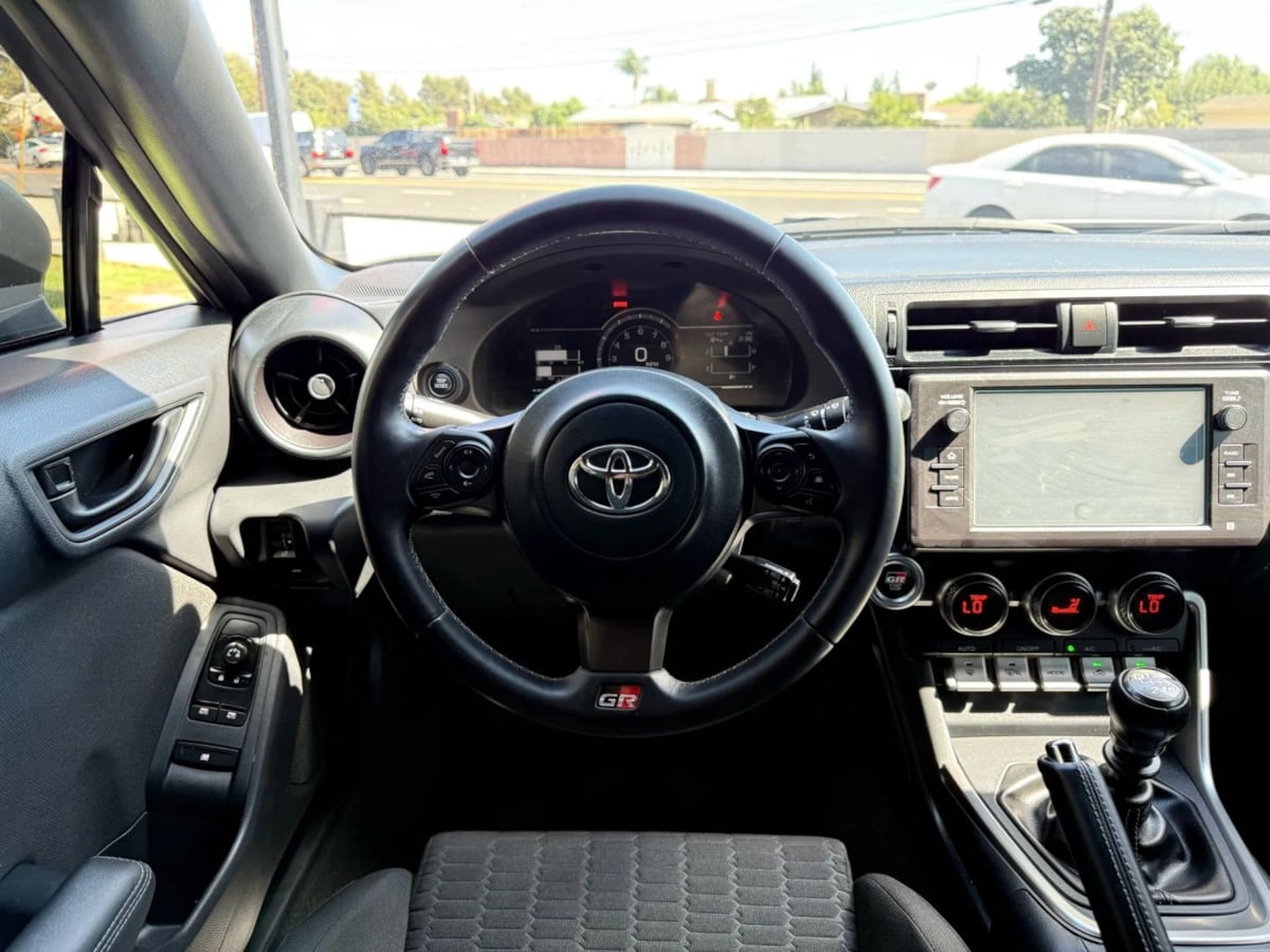 2024 Toyota GR86 photo 40