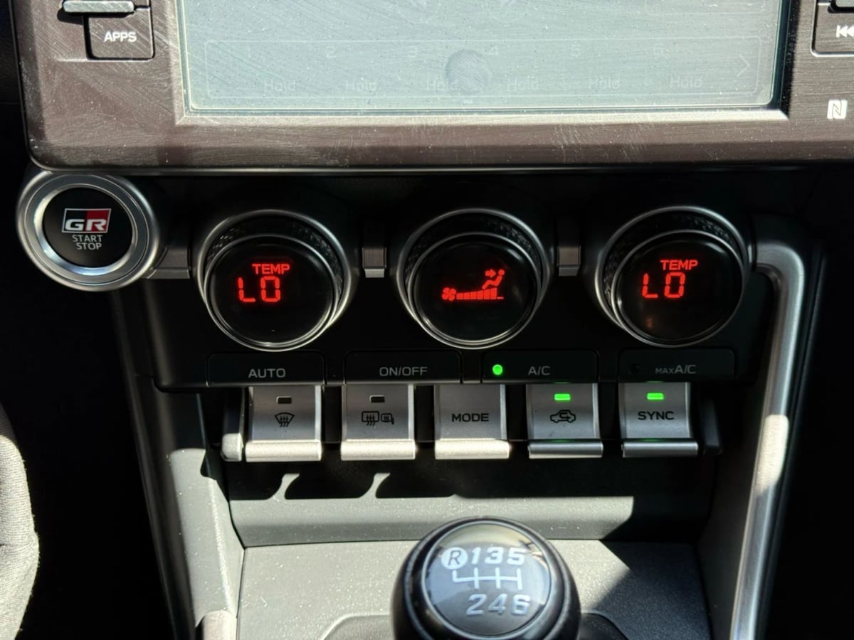 2024 Toyota GR86 photo 44