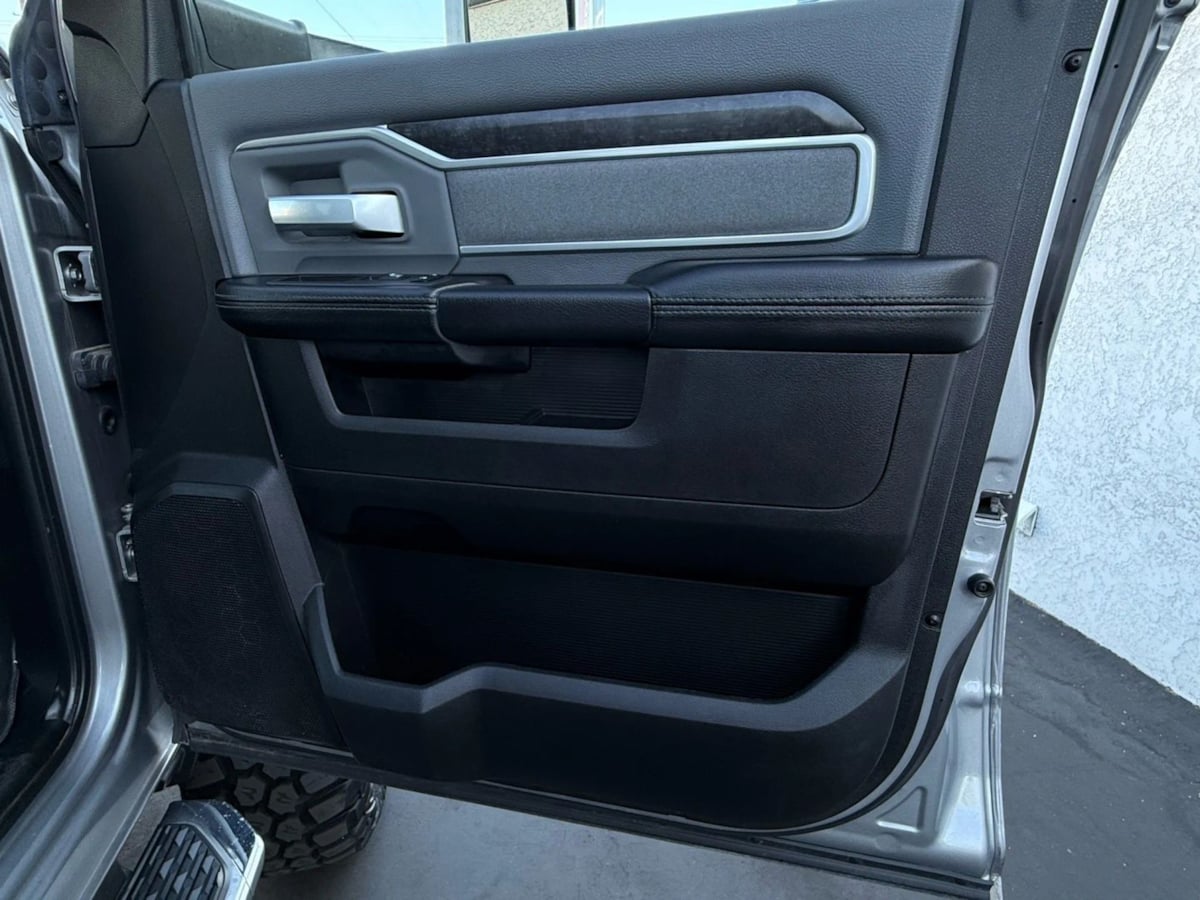 2022 Ram 2500 Big Horn photo 18