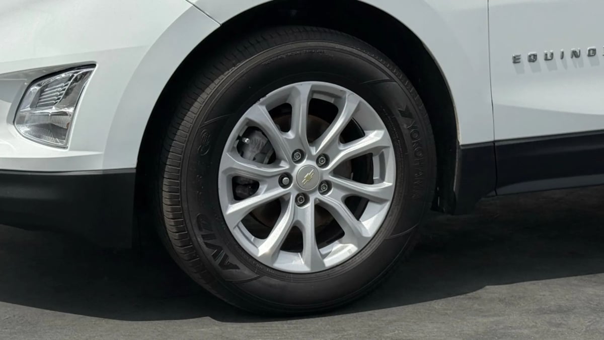 2021 Chevrolet Equinox LT photo 9
