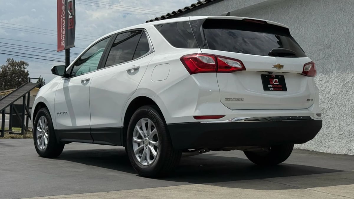 2021 Chevrolet Equinox LT photo 11