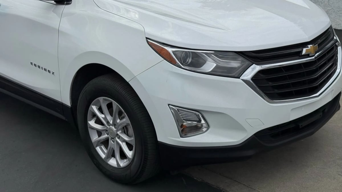 2021 Chevrolet Equinox LT photo 23