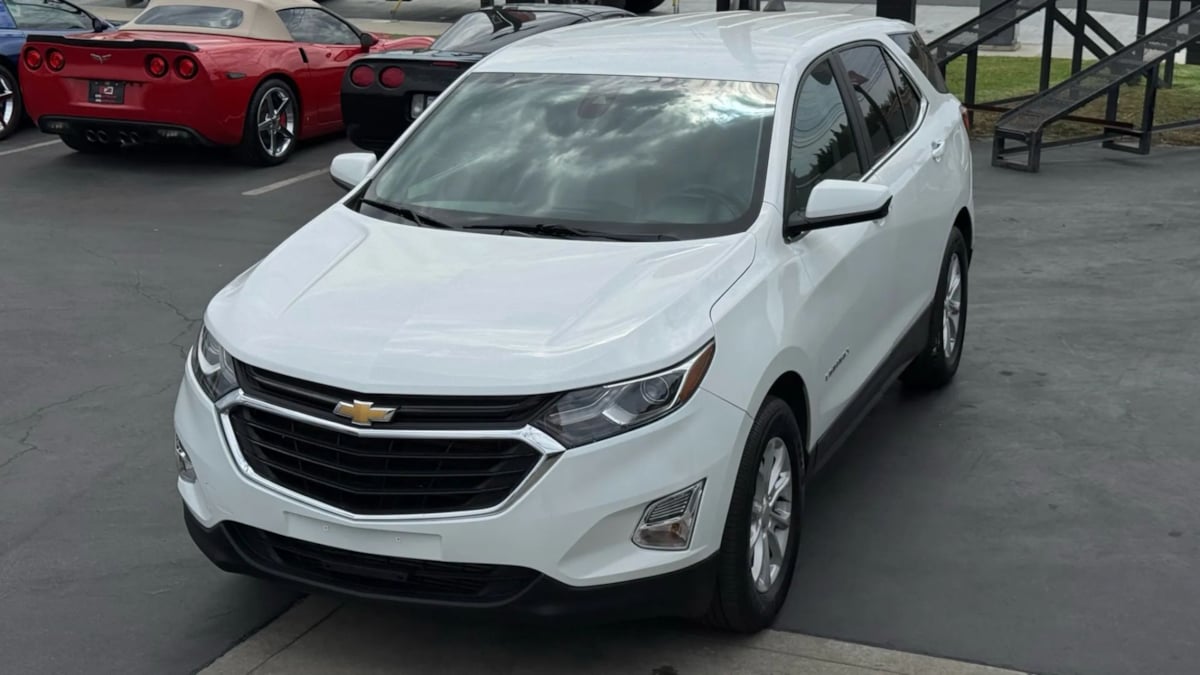 2021 Chevrolet Equinox LT photo 29