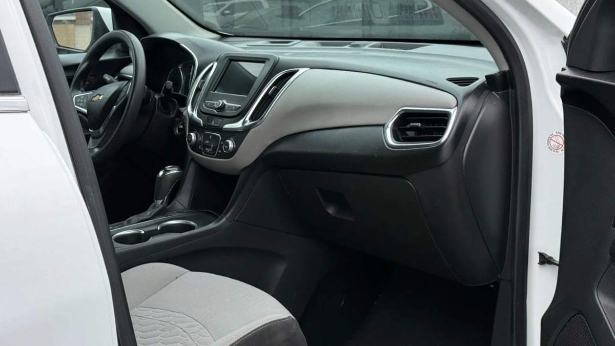 2021 Chevrolet Equinox LT photo 46