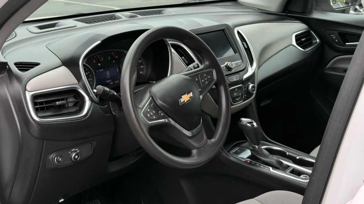 2021 Chevrolet Equinox LT photo 51
