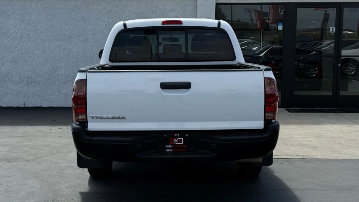 2014 Toyota Tacoma photo 11
