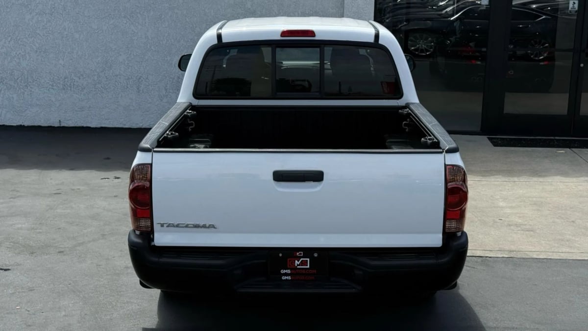 2014 Toyota Tacoma photo 13