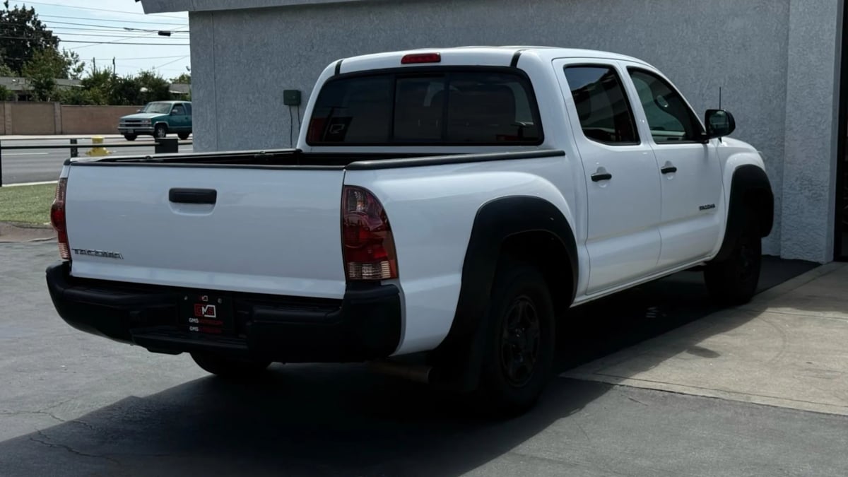 2014 Toyota Tacoma photo 14
