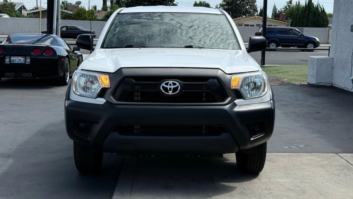 2014 Toyota Tacoma photo 24
