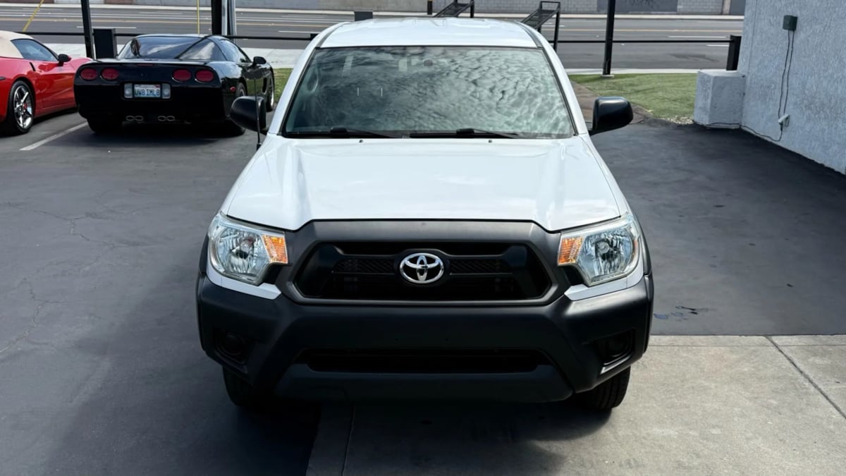 2014 Toyota Tacoma photo 25