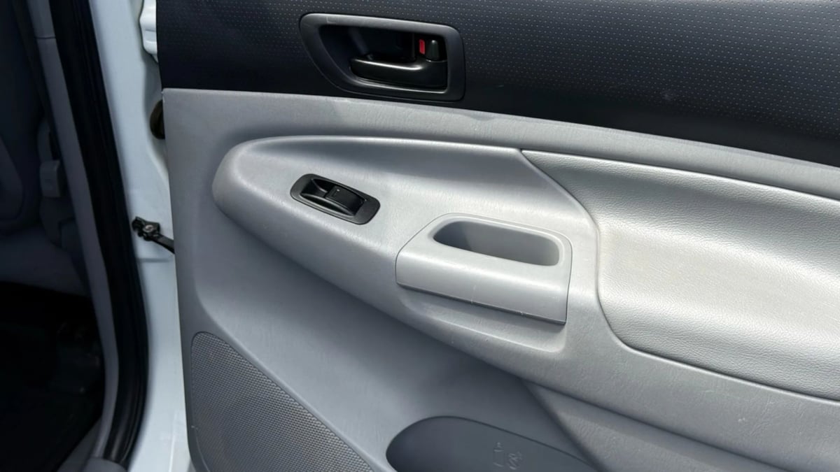 2014 Toyota Tacoma photo 33