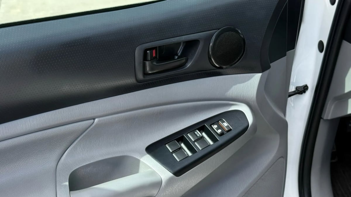 2014 Toyota Tacoma photo 49