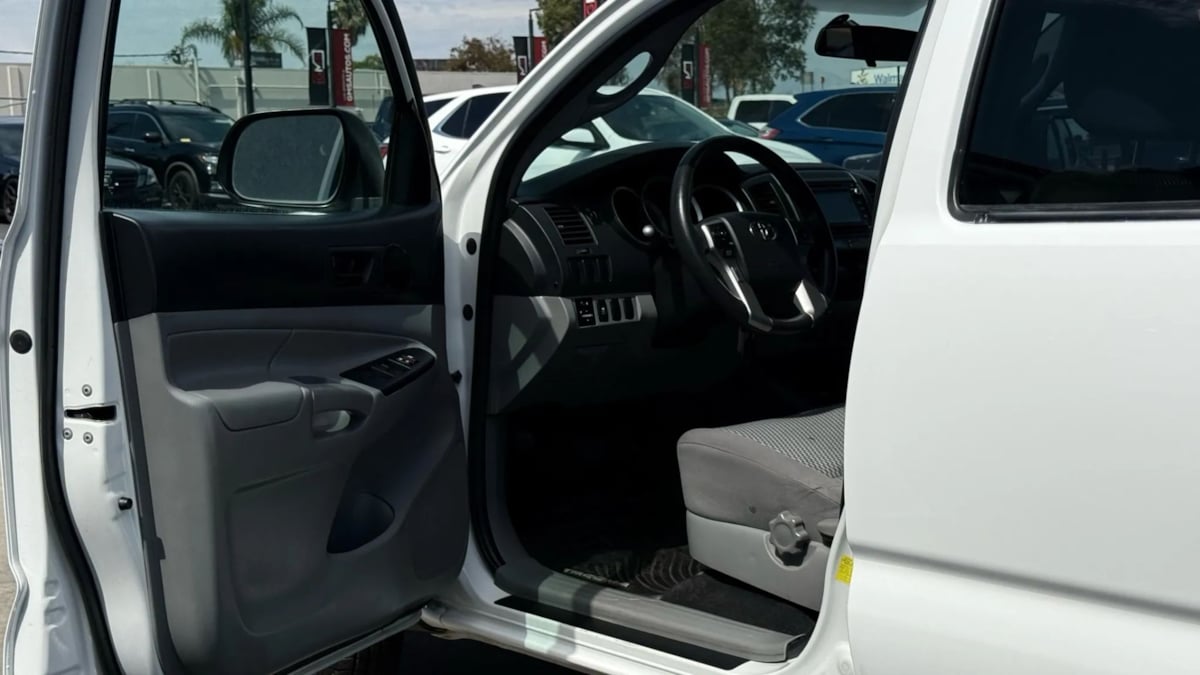 2014 Toyota Tacoma photo 50